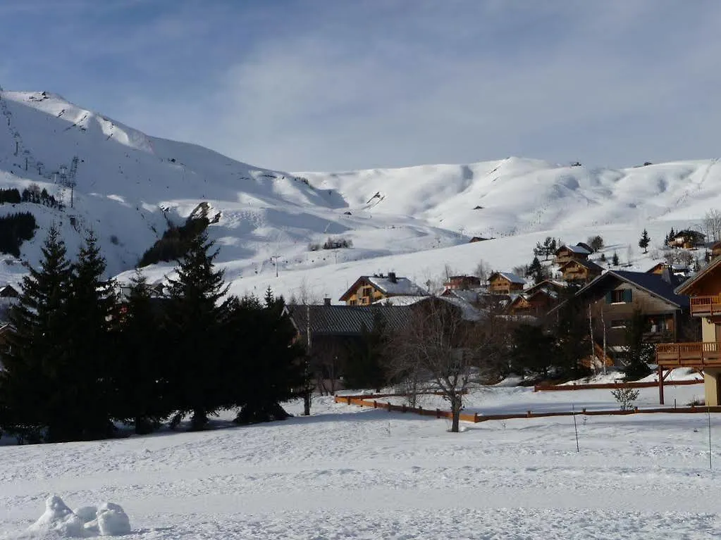Chalet-Hotel Le Beausoleil, The Originals Relais Fontcouverte-la-Toussuire